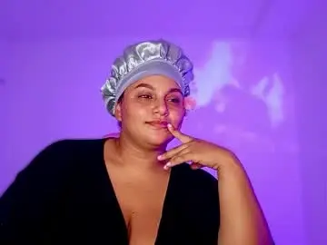 Chaturbate Live Sex Cam of yera_sh