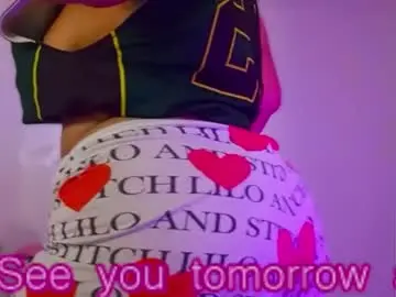 Chaturbate Live Sex Cam of yera_sh