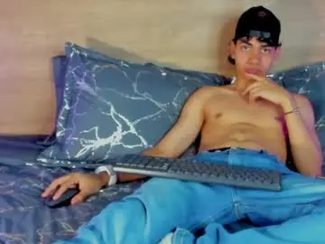 Chaturbate Adult Video Chat of ethan__carter