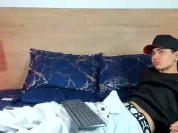 Chaturbate Free Live Porn of ethan__carter