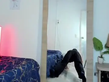 Chaturbate Live Sex Cam of ethan__carter