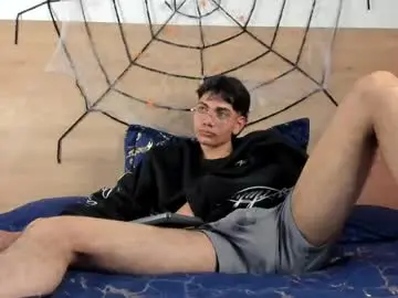 Chaturbate Sex Cam of ethan__carter