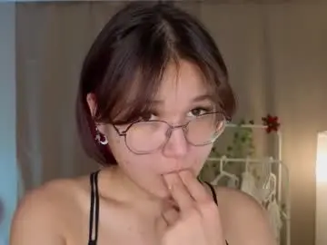 Chaturbate Live Sex Cam of jerilynbeitler