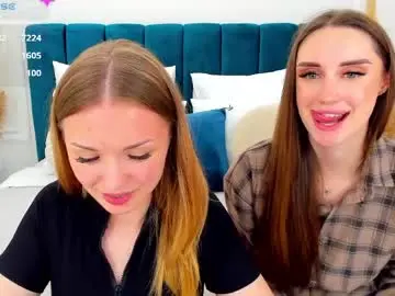 Chaturbate Live Sex Cam of ollyvirg