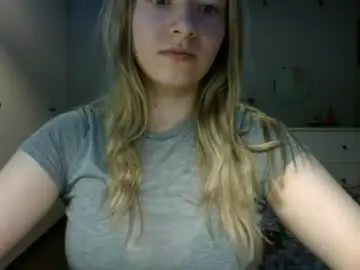 Chaturbate Live Sex Cam of rosie_june