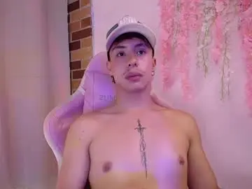 Chaturbate Best live sex cam show of zadquiel_