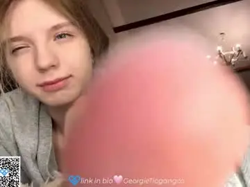 Chaturbate Live Porn of chloe_show