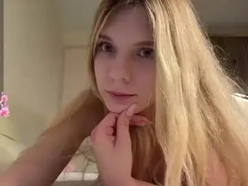 Chaturbate Watch Live Sex Cams of chloe_show
