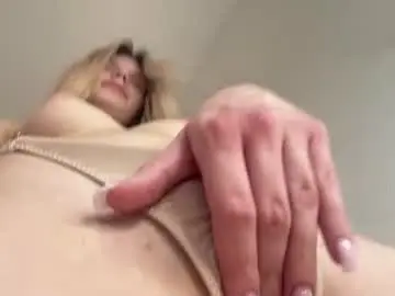 Chaturbate Live Porn of chloe_show