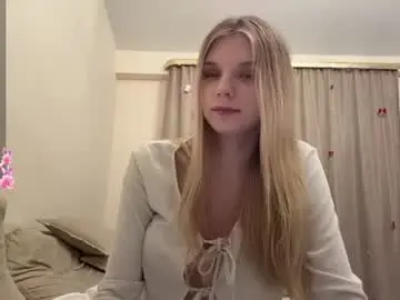 Chaturbate Free Live Porn of chloe_show