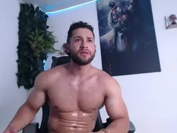 Chaturbate Free Porn Cam of massimofiore_