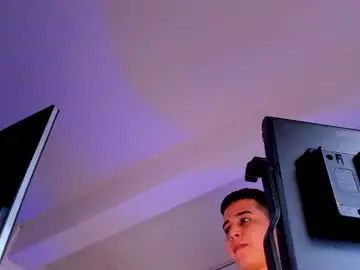 Chaturbate Watch Live Sex Cams of masters_boys