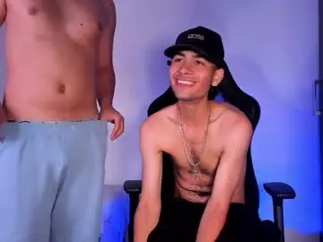 Chaturbate Live Sex of masters_boys