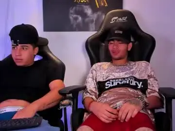 Chaturbate Live Sex Cam of masters_boys