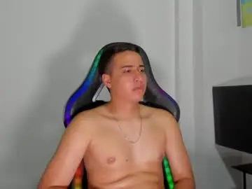Chaturbate Live Sex of masters_boys