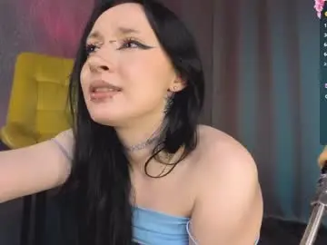 Chaturbate Free Porn Cam of nerdy_freyua