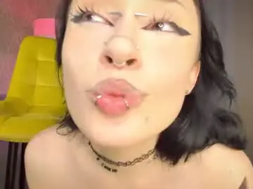Chaturbate Sex Cam of nerdy_freyua