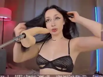 Chaturbate Live Sex Cam of nerdy_freyua