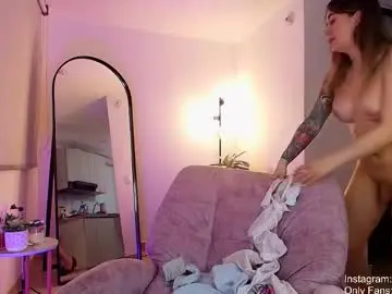 Chaturbate Live Sex of vianca_cruzz