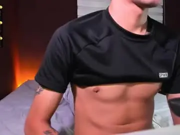 Chaturbate Best live sex cam show of guy_veryhot1