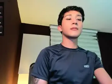 Chaturbate Live Porn of guy_veryhot1