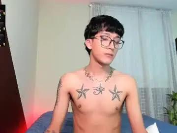 Chaturbate Best live sex cam show of guy_veryhot1