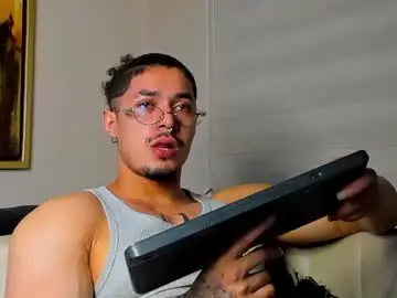 Chaturbate Watch Live Sex Cams of jasson_rodriguez69