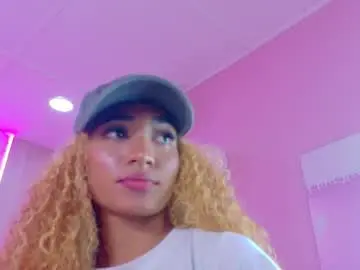 Chaturbate Adult Webcams of charlotte_love10