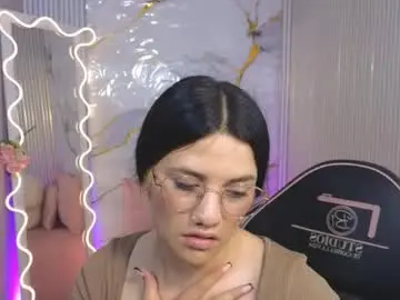 Chaturbate Live Sex of chiara_tay