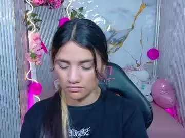 Chaturbate Live Sex of chiara_tay
