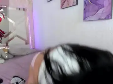 Chaturbate Adult Video Chat of emiiily_brownn