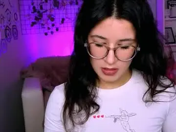 Chaturbate Free Porn Cam of playful_sophie