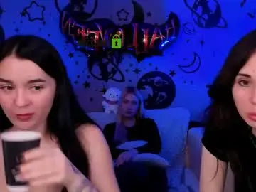 Chaturbate Adult Video Chat of playful_sophie
