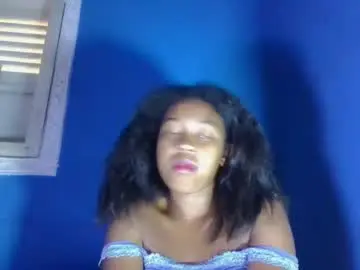 Chaturbate Nude Webcam of raveloarisoamarieesmera