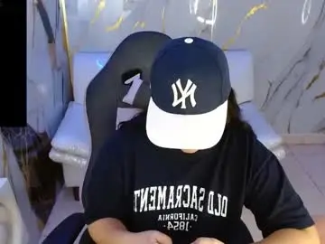 Chaturbate Sex Chat of valeri_harpers4