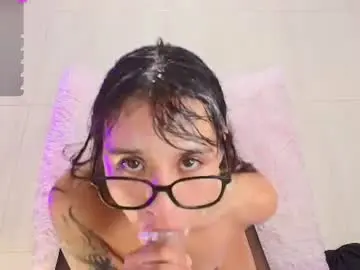 Chaturbate Live Sex of vivi_luv