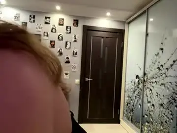 Chaturbate Live Sex Cam of willenasow