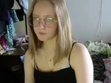 Chaturbate Sex Chat of willenasow