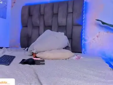 Chaturbate Watch Live Sex Cams of camilawhite_