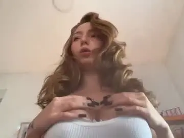 Chaturbate Live Sex Cam of katie________