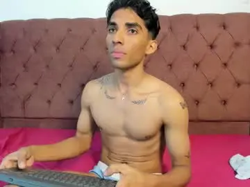 Chaturbate Adult Webcams of dady_show69