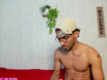 Chaturbate Private Sex Chat of dady_show69