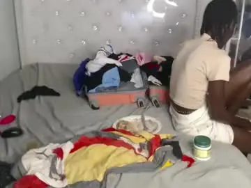 Chaturbate Live Sex Cam of jjojoblackqueen