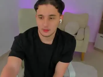 Chaturbate Live Sex Cam of massimo_fiore