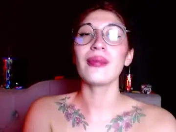 Chaturbate Live Sex of red_moonn