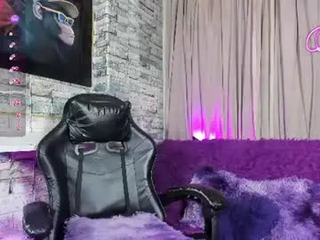 Chaturbate Live Sex Cam of zamara_kleii