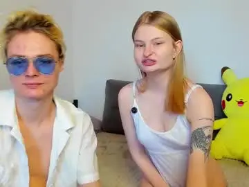 Chaturbate Live Sex Cam of _capybara0_0