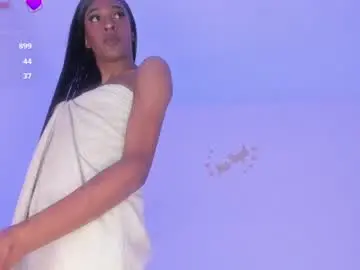 Chaturbate Live Sex Cam of mia_royal