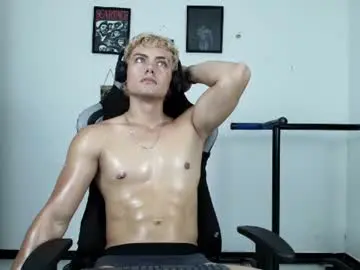 Chaturbate Watch Live Sex Cams of titan_fitness