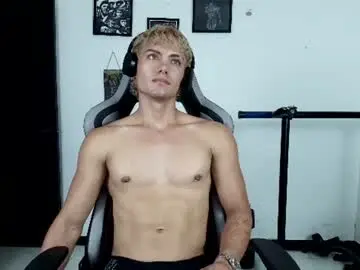 Chaturbate Sex Cam of titan_fitness
